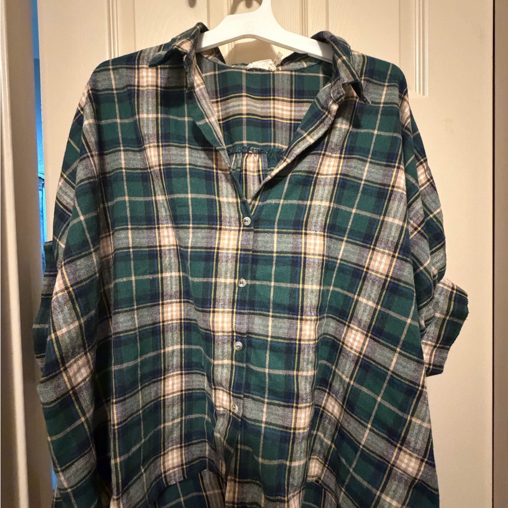 Green Plaid Button-Up Shirt